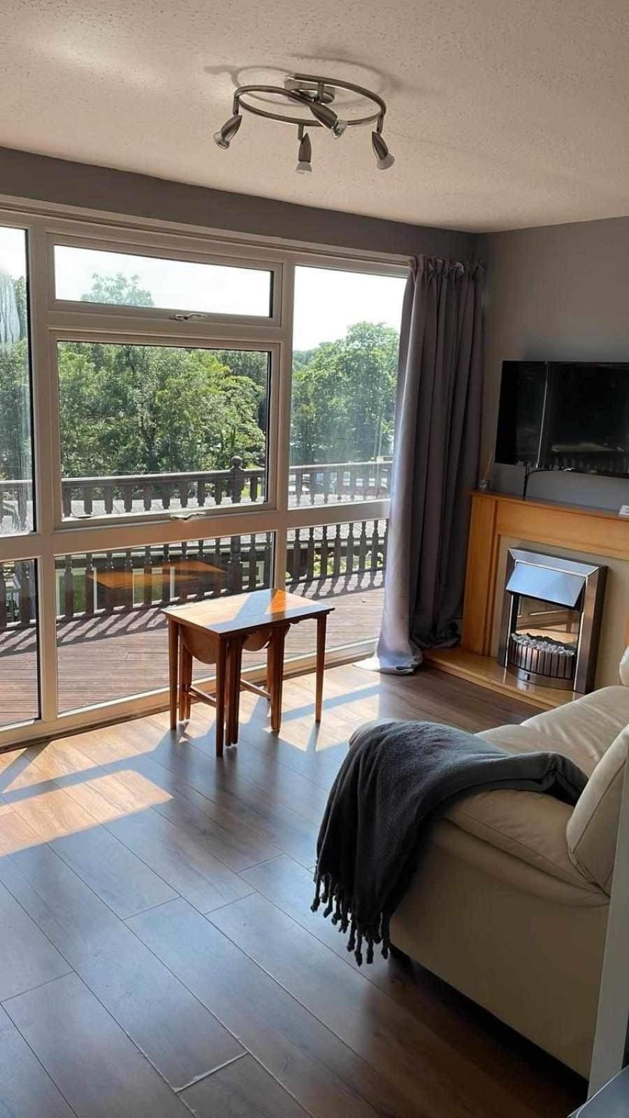 180 River View Cabin Caeathro ภายนอก รูปภาพ